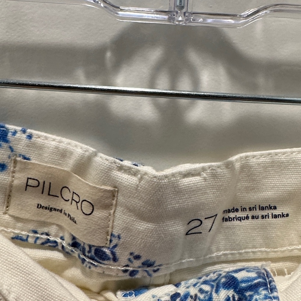 Anthropologie Pilcro Cream Pants with Blue Floral Accent - Picture 2 of 5
